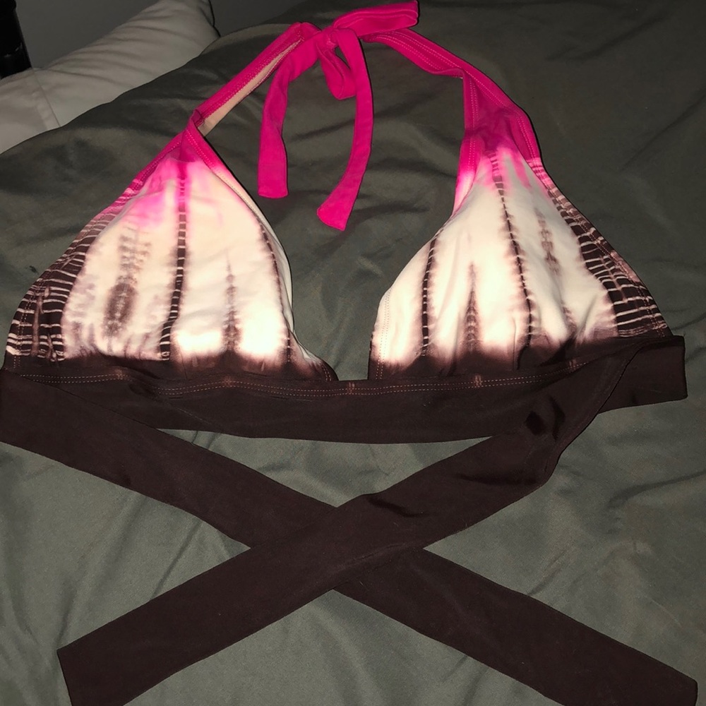 Triangle tie die swim top